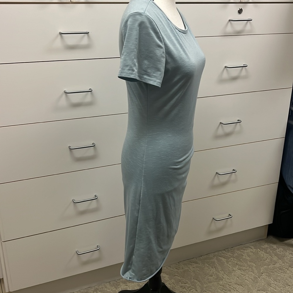 Dress - Picture 6 of 9